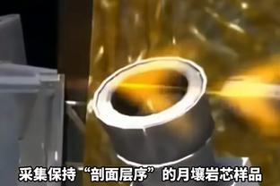 奥斯梅恩连续4个意甲赛季进球上双 队史第3人&比肩马拉多纳